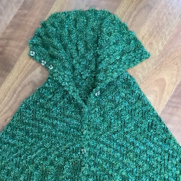Gorgeoys Bouclé Green Cape fits med to large - Picture 10 of 11